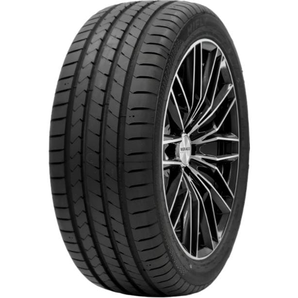 HF820 HIFLY HF820 235/55 R17 103W XL